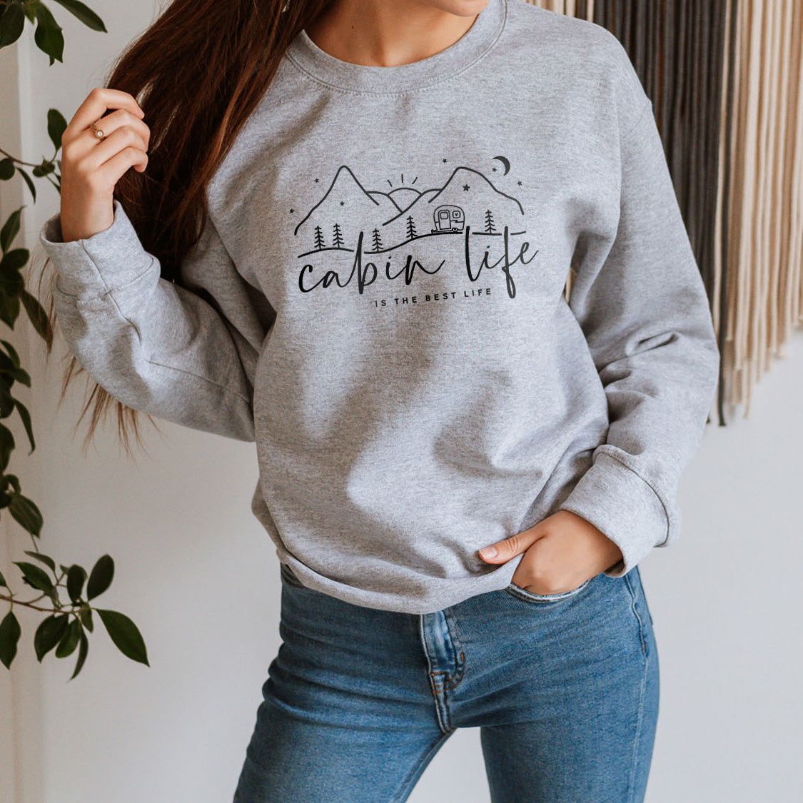 Cabin Life Is The Best Life Sweatshirt - Outdoor Nature Camping Retro Vintage Design Printed Sweatshirt