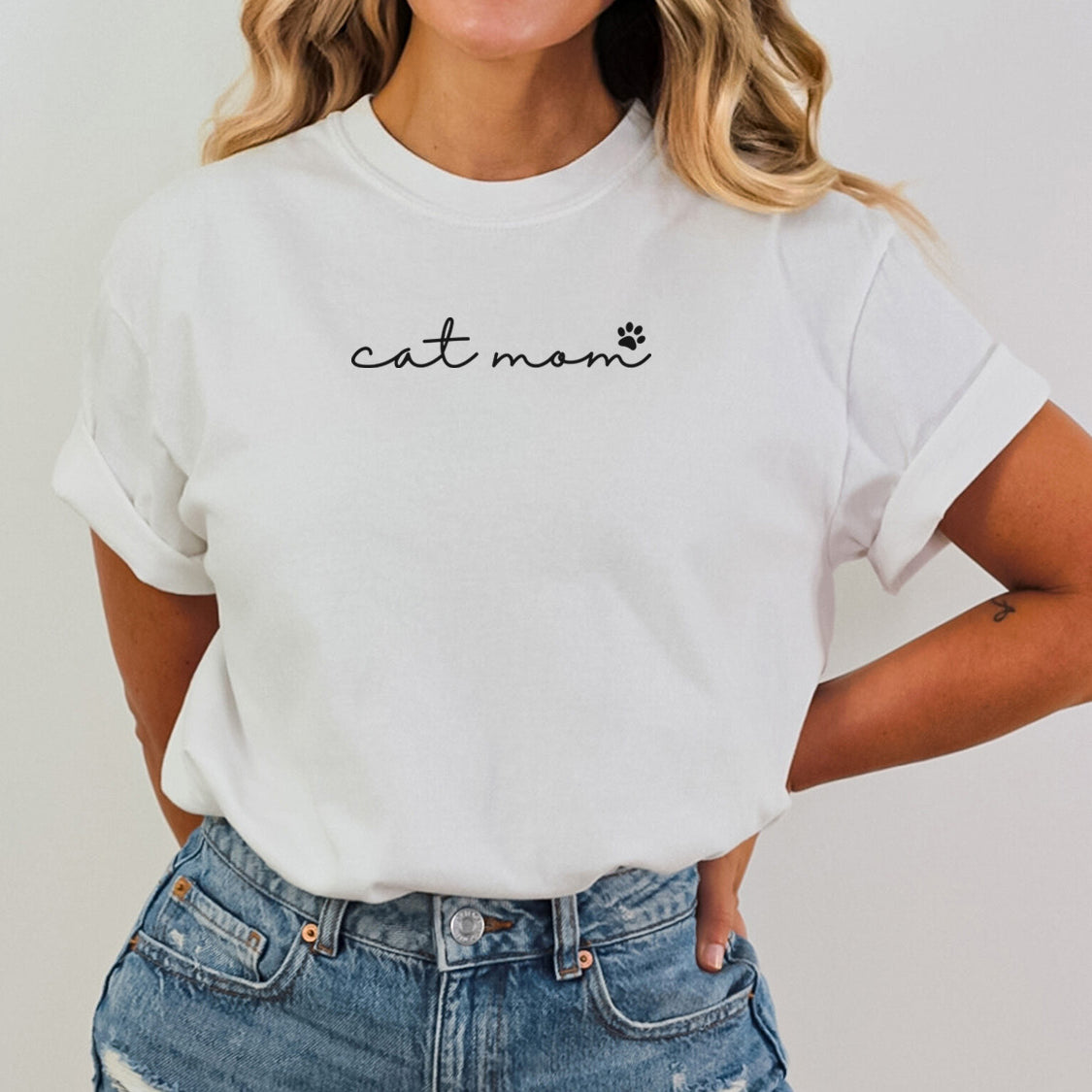 Cat Mom Small Letters T-shirt - Fun Pet Love Minimal Design Printed Garment Dyed Heavyweight Short Sleeve T-Shirt