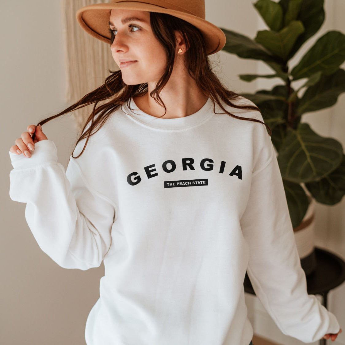 Georgia The Peach State Sweatshirt - United States Name & Slogan Minimal Design Printed Sweatshirt