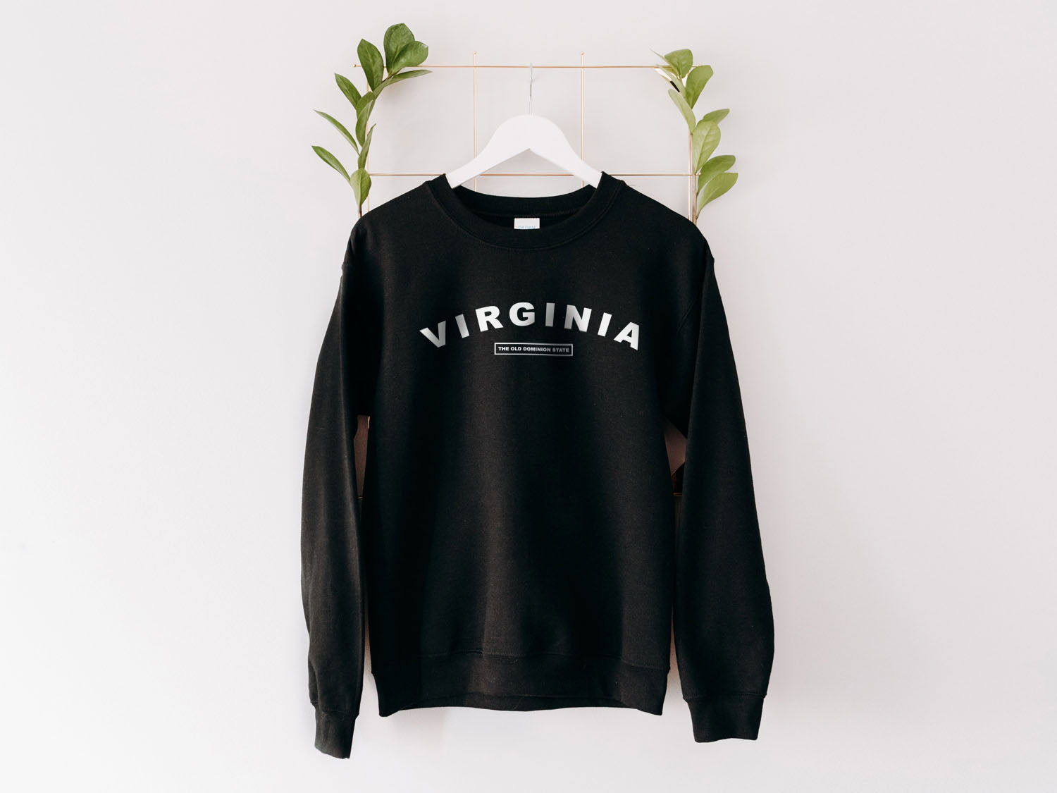 Virginia The Old Dominion State Sweatshirt - United States Name & Slogan Minimal Design Printed Sweatshirt